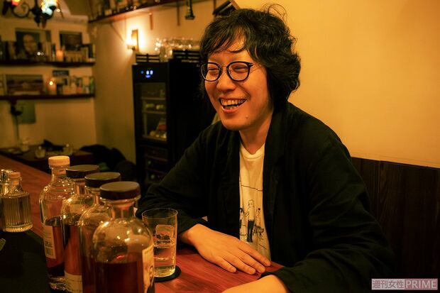 燃え殻さん「初めて小説が映画化されたあの当時、伊藤沙莉さんと仕事ができたのは幸運だったと、今、『虎に翼』を観ながら思います(笑)」 取材協力/出窓BayWindow
