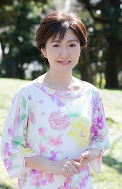 生稲晃子(いくいな あきこ)1968年生まれ 東京都出身
1986年おニャン子クラブのメンバーとしてデビュー。おニャン子クラブ卒業後は、女優・リポーター・講演活動等で活躍。乳がん闘病を綴った『右胸にありがとう そして さようなら』(光文社刊)を執筆のほか現在は、『スイッチ!』(東海テレビ)火曜レギュラー、『直撃LIVEグッディ!』(フジテレビ系)水曜レギュラーとして出演中。
内閣府「働き方改革実現会議/働き方改革フォローアップ会合」民間議員、厚生労働省「がん対策推進企業アクションアドバイザリーボード」、内閣府「DV等被害者のための民間シェルター支援に関する有識者検討会委員を務める
