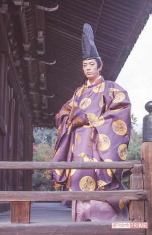 スペシャルドラマ『源氏物語』の京都ロケで。妖艶な光源氏を演じた（'79年撮影）写真／週刊女性写真班