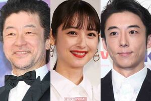 左から浅野忠信、佐々木希、高橋一生