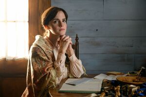 メグ（エマ・ワトソン）