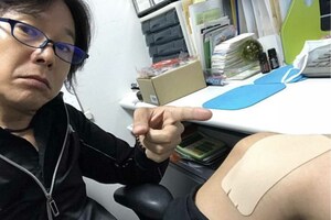 2018年秋ごろから時々ひざに痛みが。「この日は一日安静にしていました」（佐藤さん）