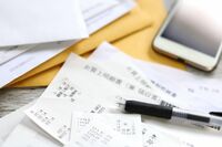 チラシ・レシート・請求書は家をごちゃつかせるだけ!時間もお金も増える「紙の片づけ」で人生激変