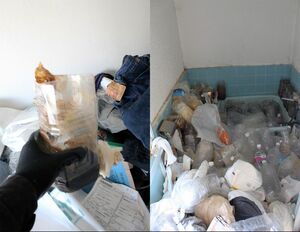 （左）これが問題の「しょんペット」。中身の濁り具合が何ともいえない不気味さ／（右）ゴミとしょんペット置き場と化した湯船。もちろん、詰まっていて入れない