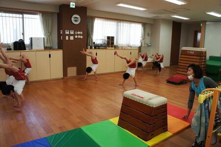 深刻な保育士不足「人材バンク10社登録でも見つからない」