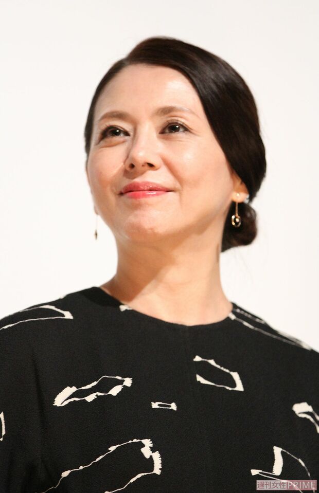 変わらない美貌で、同性を中心にファンが離れない小泉今日子