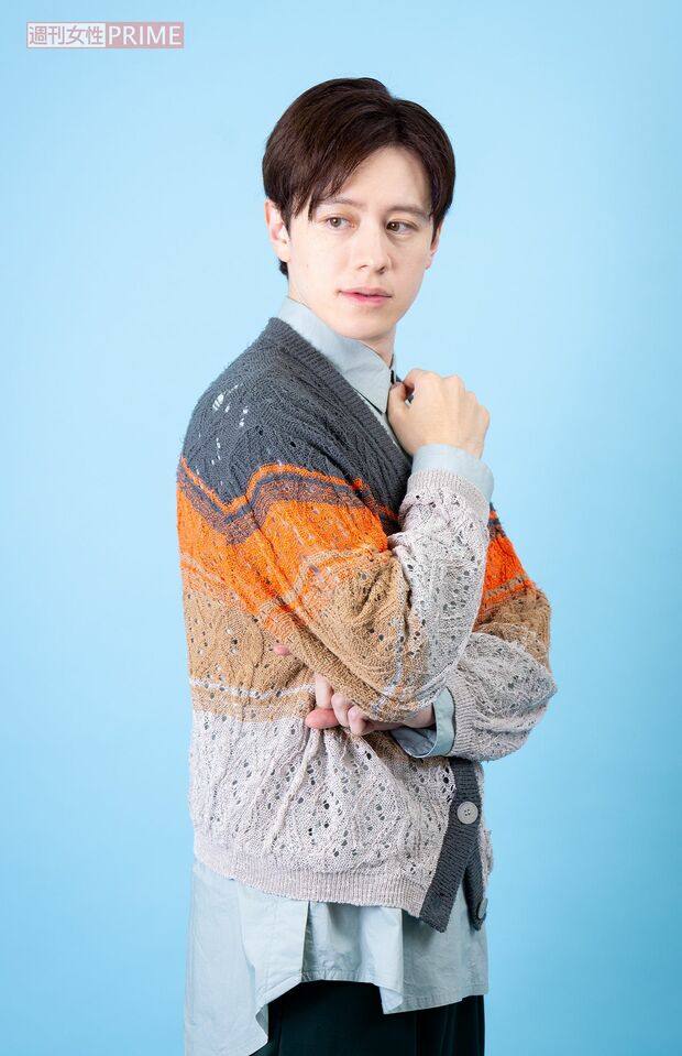 ウエンツ瑛士撮影／吉岡竜紀　ヘア&メイク／松永香織　スタイリスト／上野真紀　衣装／KotaGushiken