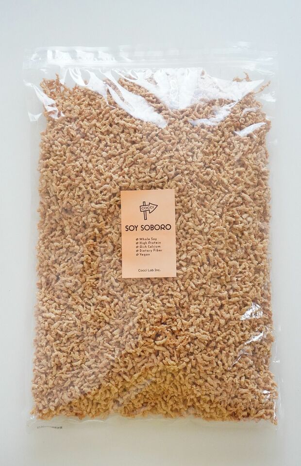 「ソイソボロ」（希望小売価格2678円）そのまま食べればサクサク、汁ものではふわっとやわらかい食感に