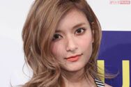 モデル・ローラ、懲りない“過剰露出”な農作業姿に「田植えには無理がある」ファ…