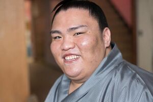 2017年、週刊女性のインタビューに応じる御嶽海