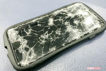 パスワード解析だけでなく、デジタル機器が壊れてしまった場合のデータの取り出し依頼も可能(デジタルソリューション株式会社)