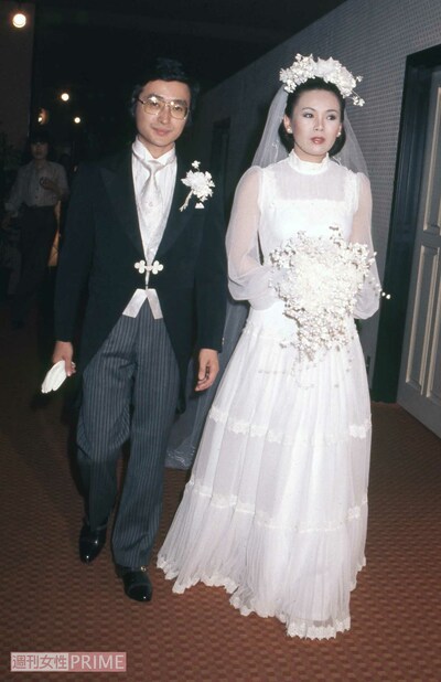 1977年5月22日、現在の夫・上沼真平氏と結婚式を挙げた上沼恵美子  