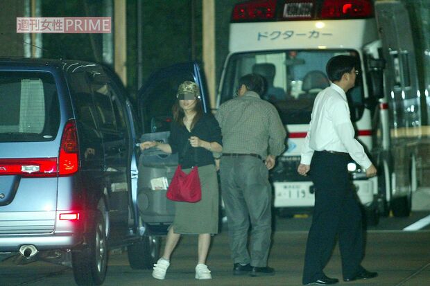 窪塚洋介の転落を受けて、病院に向かう妻の“のんちゃん”こと徳子さん3