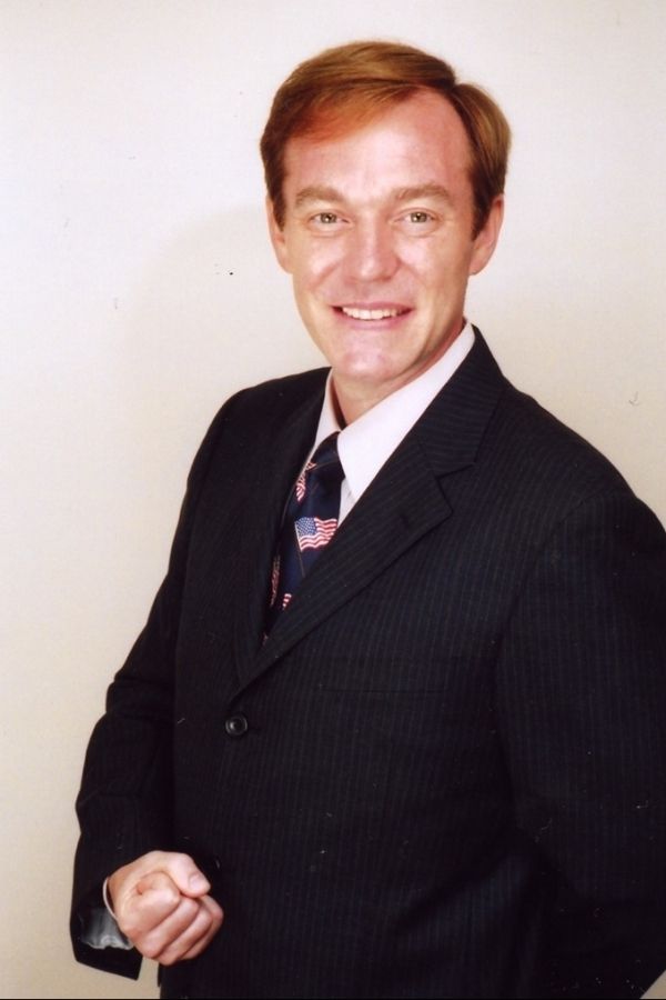 ダニエル・カールさん　●タレント、山形弁研究家などマルチに活躍。22歳の息子がいる