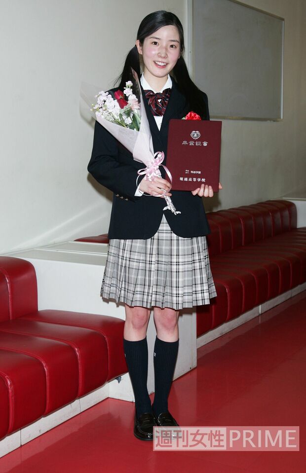 2009年2月、堀越学園を卒業した蓮佛美沙子2/3