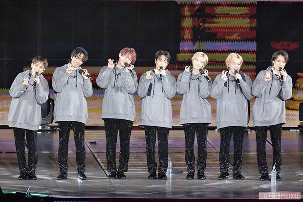 MCでは、『bior organics』の新ファンデーションのイメージキャラクターに起用されたことをうれしそうに報告（撮影／北村史成）