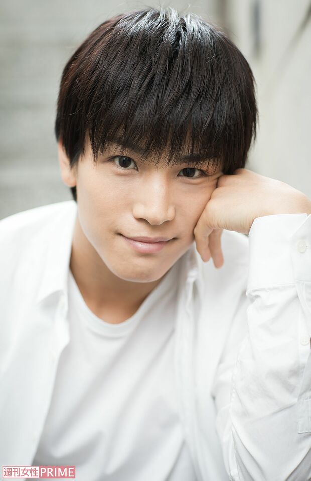 ドラマ『砂の塔〜知りすぎた隣人』に出演する岩田剛典　撮影／廣瀬靖士