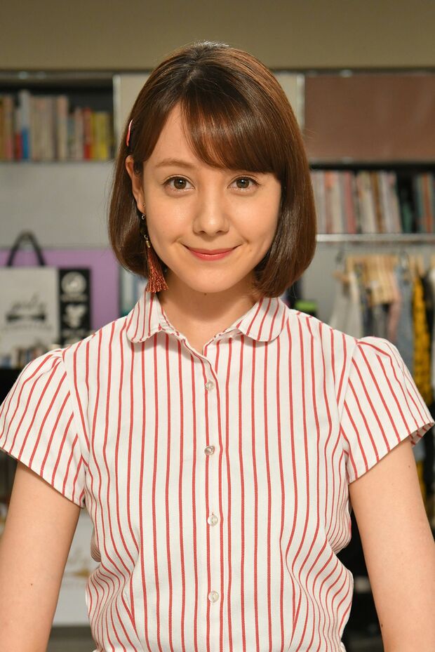 境川翔子（トリンドル玲奈）：カンナの同僚。天然キャラのユルフワ女子。本音を話せる相手だが、肝心なときは頼りにならない