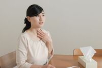 「声がかすれる、出しづらい」放っておくと危険! 今すぐできる“オバ声” チェック