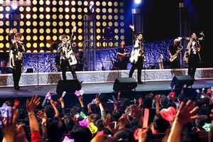 純烈（'19年）　撮影／佐藤靖彦