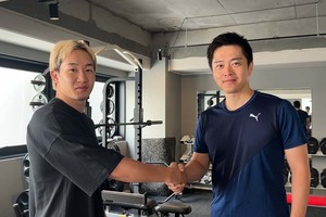 吉村洋文大阪府知事と「筋トレ」対談した朝倉未来(9月4日公開の本人YouTubeより)