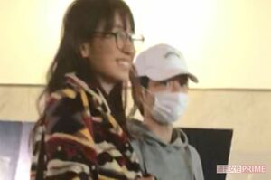 展示会デート中の小池徹平と永夏子