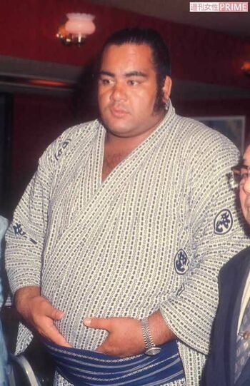 ハワイ出身の元祖外国人力士・高見山