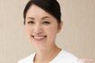宝田恭子●宝田歯科医院院長。歯科医。歯科医療の傍ら、自らの経験を生かして口元の筋肉を中心に鍛える「表情筋エクササイズ」を考案。著書に『「顔面地滑り」をくい止める!宝田式速効5分顔筋リフトアップ』（PHP研究所）ほか。