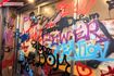 落書きだらけになった渋谷センター街のバーガーキング（編集部撮影）