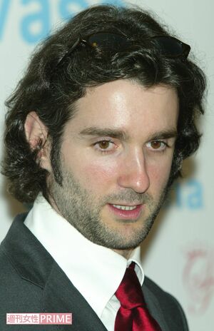 元サッカー日本代表監督のトルシエ氏の通訳を務めた、フローラン・ダバディ氏も滝川クリステルの元カレだった