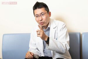 金町駅前脳神経内科院長の内野勝行先生　撮影／週刊女性写真班