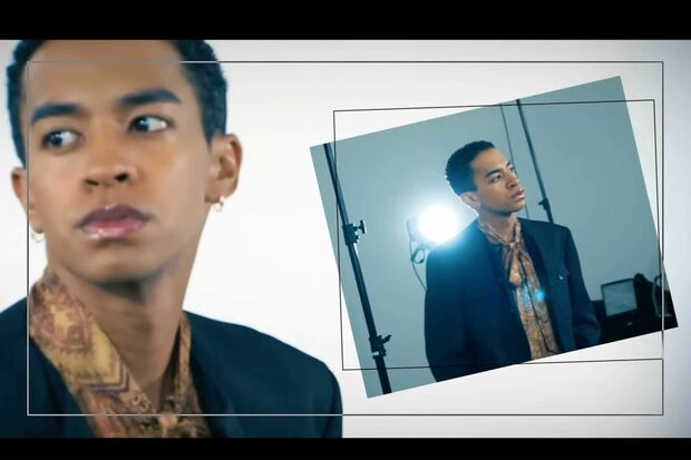 映画『おそ松さん人類クズ化計画!!!!!?』の予告映像にはAぇ！group・草間リチャード敬太の姿が（公式サイトより）