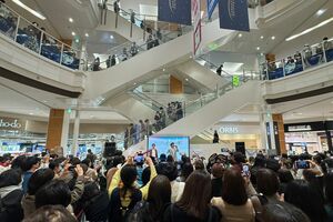 イオンモール新潟南での発売記念イベントの様子（ふたつの風公式Xより）