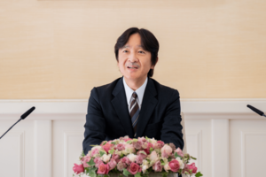 お誕生日会見に臨まれた秋篠宮さまは改修工事を巡る問題に言及された（写真・宮内庁提供）