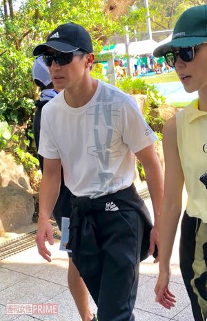 東山紀之・木村佳乃夫妻はちょっと疲れ気味！？