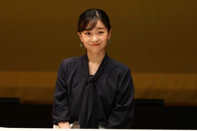 佳子さま、鳥取県訪問で見せた“秋色全開コーデ”を徹底解説!プリンセス流の“着こなしポイント”と隠れた…