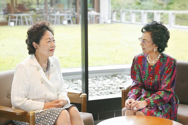 曽野綾子氏との対談集『わたくしたちの旅のかたち』を上梓した