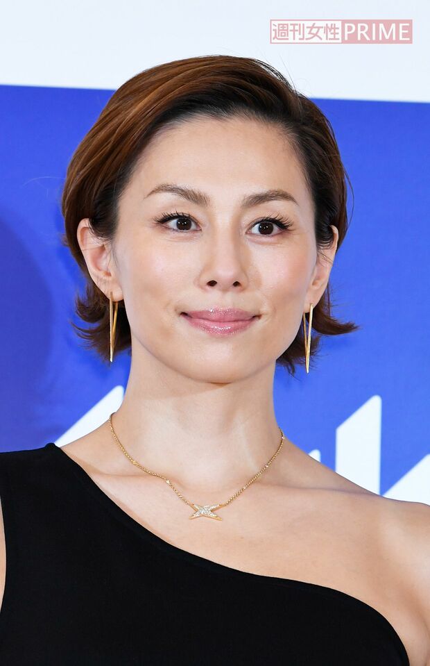 オスカーを退社した米倉涼子