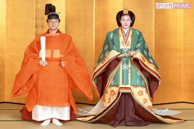 '93年6月9日、『結婚の儀』で束帯装束を天皇陛下、十二単を雅子さまがお召しになった