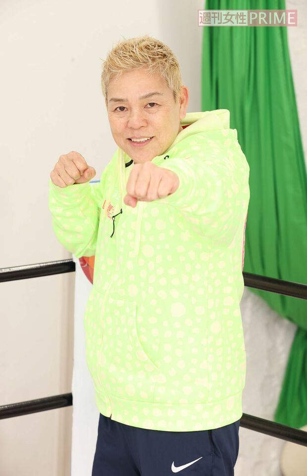 インタビューは神取が率いる団体『LLPW-X』の道場にて行われた