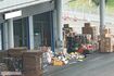関西国際空港に届いた荷物を投げて、乱雑に仕分けをしていた（ 1/4　SNSより）