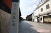 週末の日中だが人通りは少ない