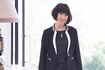 『人は見た目が100パーセント』より。室井滋演じる”美のカリスマ”は全身を『FENDI』でコーデ (c)フジテレビ