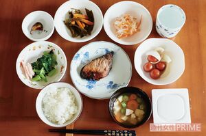 ９～10品目が並ぶ食卓。さまざまな栄養素がバランスよくとれる