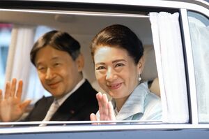 祝宴後もお元気な様子で皇居を後にされた雅子さま（半蔵門）