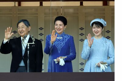 天皇陛下が明かす洋服のコーディネート「雅子と愛子と相談しています」リンクコーデに秘めた“家族の絆”