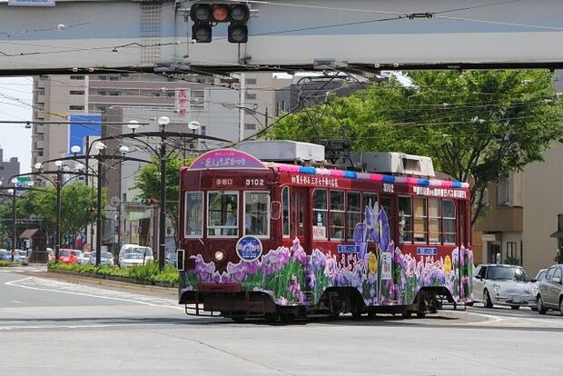豊橋鉄道はラッピング電車も多く運行
