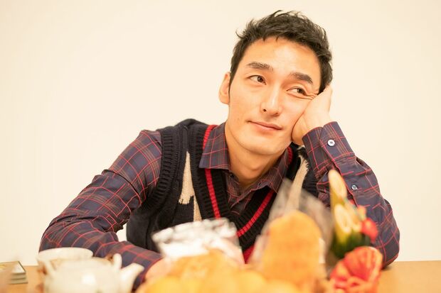 草なぎ剛　撮影／アライテツヤ