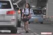 木村が運転する車から降りてきたKoki,
