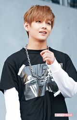 V／2014年 日本デビューシングル 『NO MORE DREzaqAM -Japanese Ver.-』 リリース記念イベント　撮影／週刊女性写真班